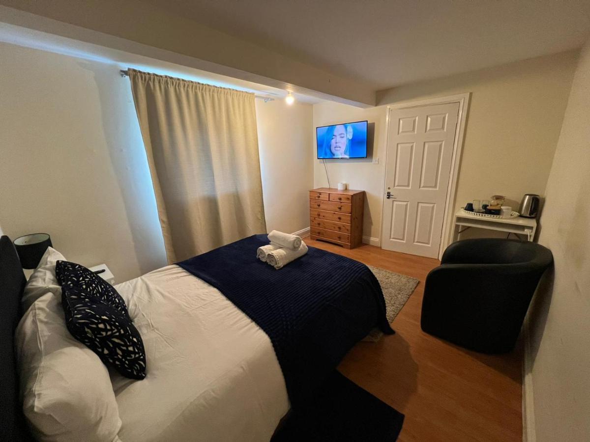 Shared House In Chakeshill Drive 호텔 브리스틀 외부 사진